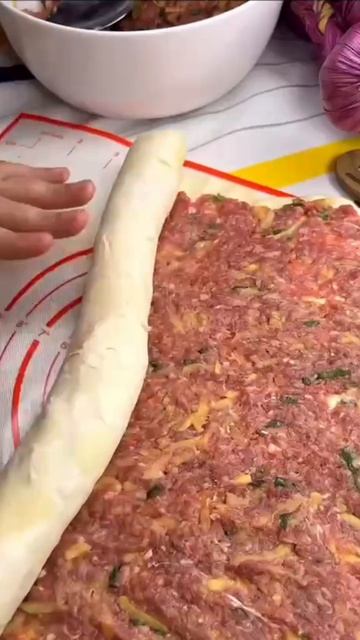 ЛЕПЕШКИ С ФАРШЕМ И КАРТОФЕЛЕМ смотреть онлайн