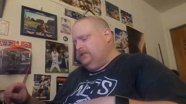 Tank's Taste Test Wendy's Pretzel Bacon Pub Cheeseburger смотреть онлайн