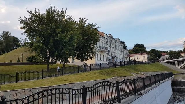Красивый водопадик смотреть онлайн