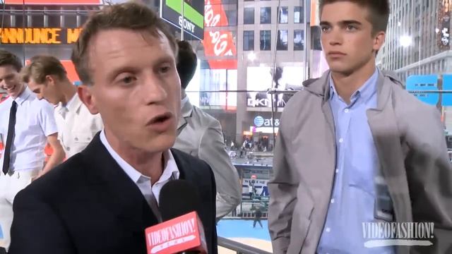 DKNY Men S/S 2012 - Videofashion смотреть онлайн