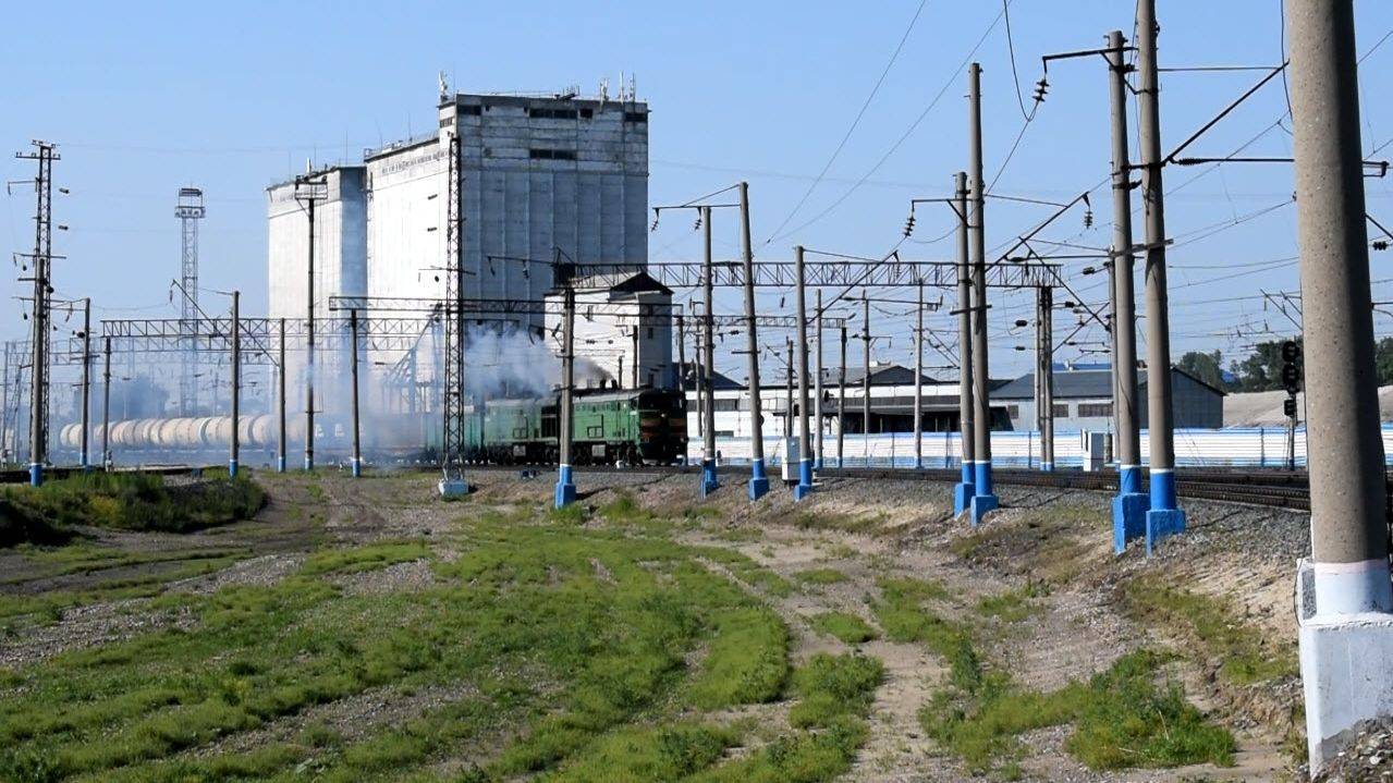 Тепловоз 2ТЭ10М-3434. Звук 10Д100. смотреть онлайн