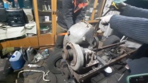 первый запуск .Двигатель ЗИД  1975года