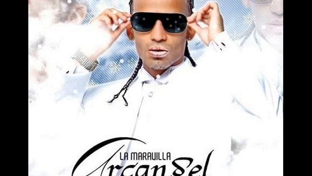Don Omar Ft Arcangel - Mi Chica Diva Virtual смотреть онлайн