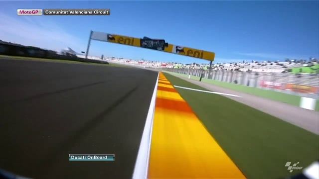 Valencia 2013 - Ducati OnBoard смотреть онлайн