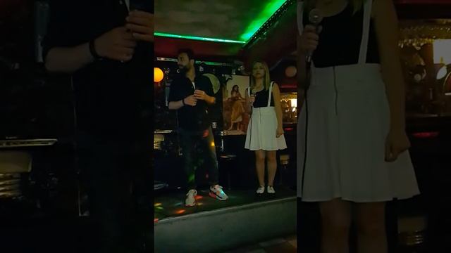 Taksim Meis bar eglencesi смотреть онлайн