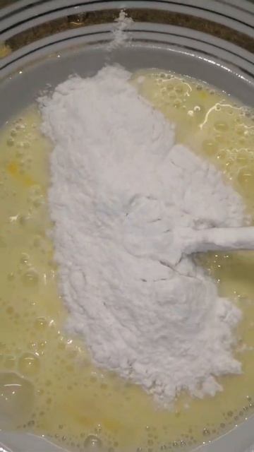 ОЧЕНЬ ПРОСТОЙ И ОЧЕНЬ ВКУСНЫЙ РЕЦЕПТ! ОЛАДЬИ БЕЗ ВСЯКИХ ЗАМОРОЧЕК! ЛЕГКО И БЫСТРО! РЕЦЕПТ ЗА КОПЕЙК