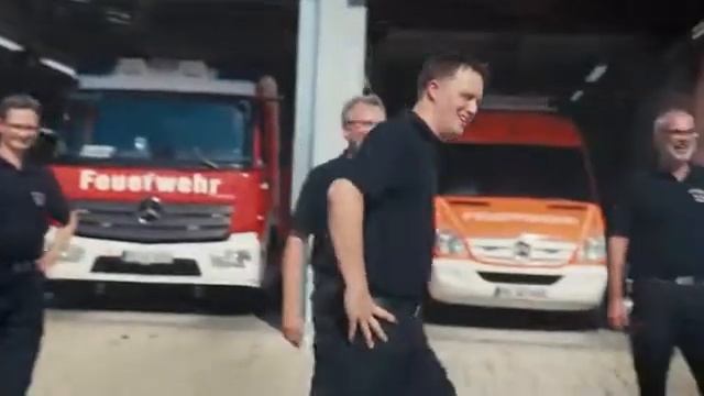 Мерседес AMG смотреть онлайн