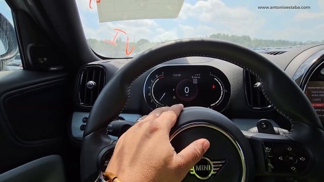 Los Mini Cooper salen mas baratos en las subastas de autos salvage en USA смотреть онлайн