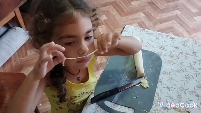 Домашняя лапша проще простого😉#лапша#вкусно#элинахаустова смотреть онлайн