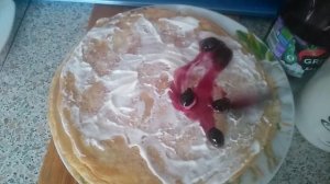 Блинчики сметана варенье чай с лимоном