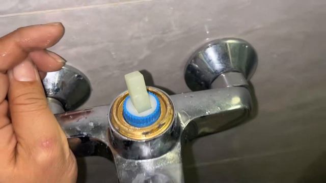 我们是正规的维修水龙头，同一个小区就是好干活，省去路上时间 смотреть онлайн