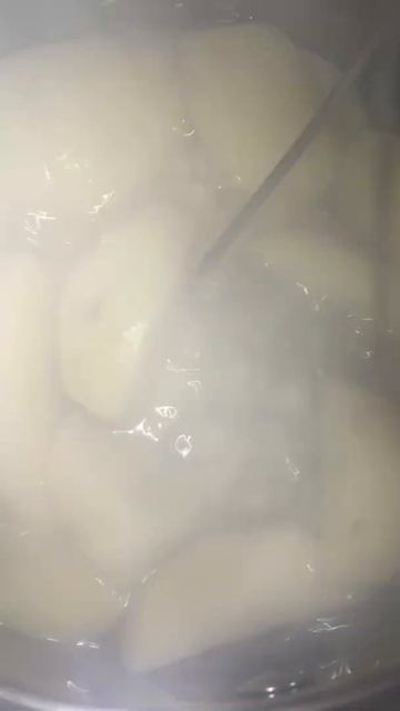 Вкусный завтрак ( Котлеты с картофельным пюре )