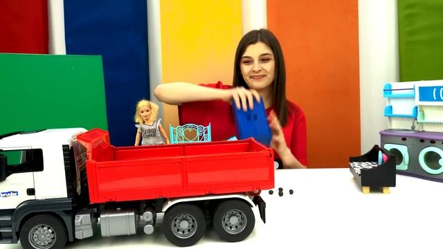 Барби и Кен делают ремонт. Игры для девочек