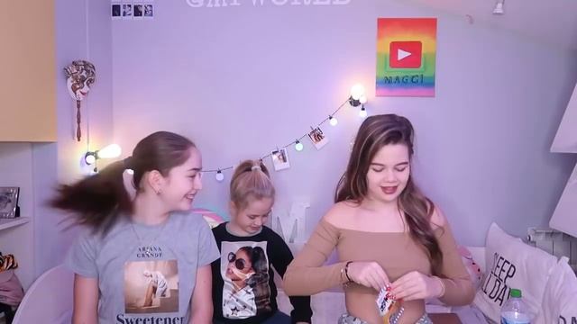 Опитваме странни храни!|Maggi