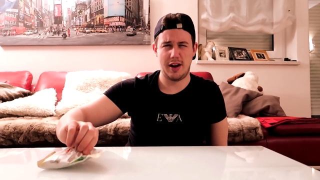 Eating 1500 Packing Peanuts (FOAM PEANUT CHALLENGE) смотреть онлайн