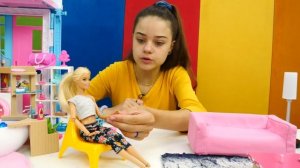 Кукла Барби проспала собеседование! Салон красоты для Барби - игры в одевалки Барби