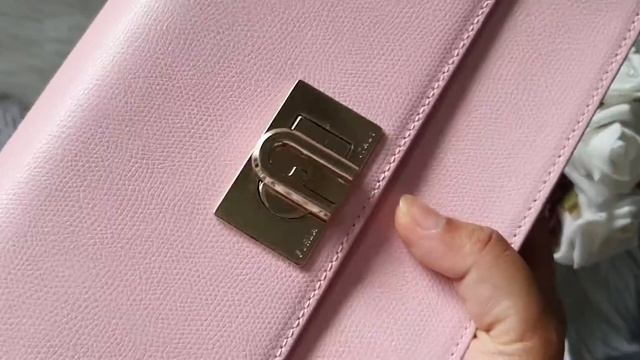 FURLA 1927 Crossbody S Bag  (Pink) Unpacking! | What Fits?