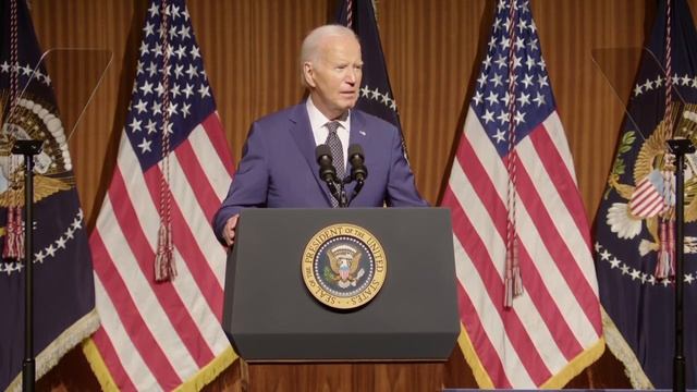 Biden pivots from reelection to legacy, speaks at LBJ library in Austin смотреть онлайн