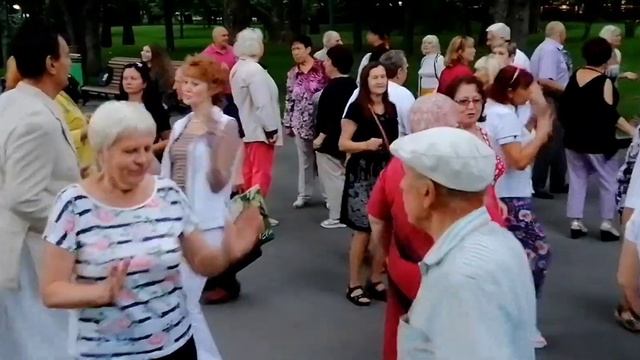 Я для тебя из хрусталя построю замок Сад Шевченко Харьков смотреть онлайн