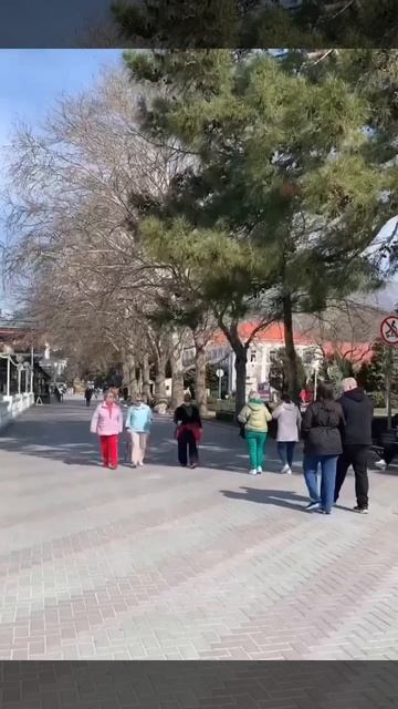 Весна в Геленджике. смотреть онлайн