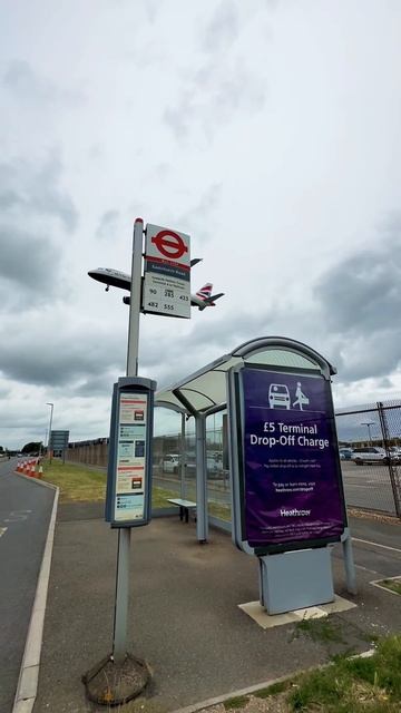 Как вам остановка ? #самолет #airbus #heathrow #shorts смотреть онлайн