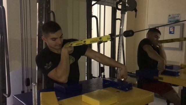 ARMWRESTLING. TOP ROLL TRAINING.