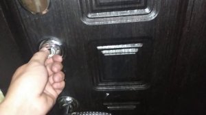 Заклинило дверную задвижку