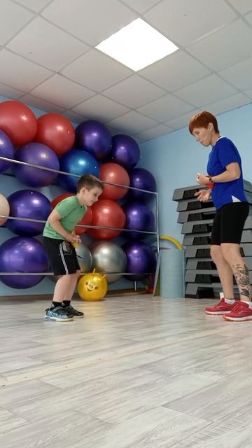 Это мой #детский_фитнес ))) смотреть онлайн