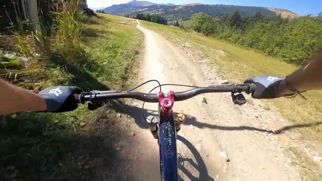 Does Mountain Bike Sizing Really Matter? Santa Cruz Megatower | Morzine Test смотреть онлайн