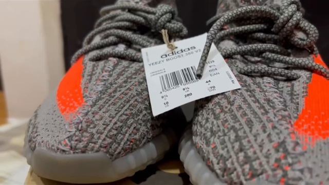 Yeezy Boost 350 v2 Beluga #sneakerhappy #viral #yeezy #yeezy350v2 смотреть онлайн