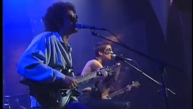 CERATI Y ANDREA ECHEVERRI - LA CIUDAD DE LA FURIA.wmv