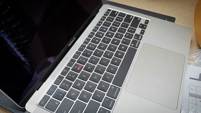 Лазерная гравировка клавиатуры macbook air - jpt100m7 смотреть онлайн