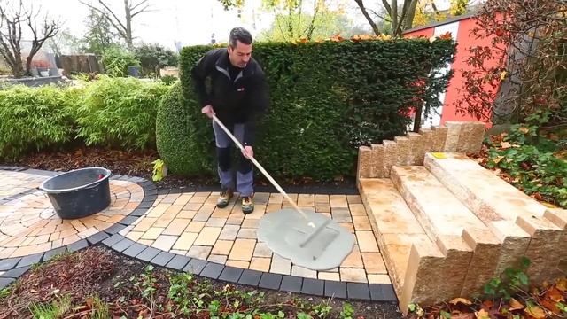 Раствор для заполнения швов Quick-Mix Tubag PFN