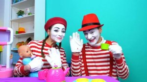 Охраняем сон с БЕБИ БОН! – Смешные видео для девочек и весёлые игры Как Мама с Baby Born