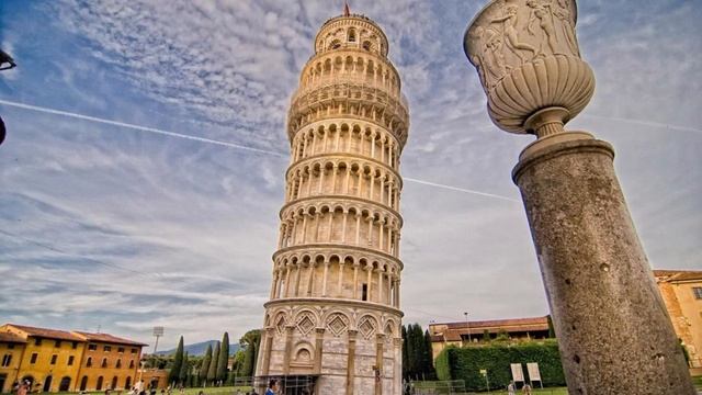 Torre Pendente Di Pisa (Пизанская башня)