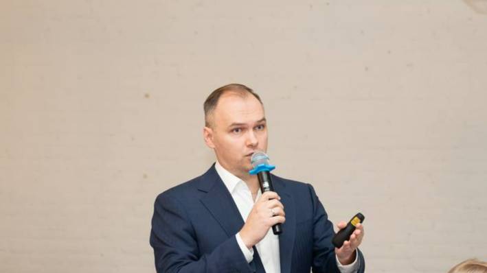 круглый стол  