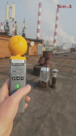 Какое излучение рядом с вышкой сотовой связи ?