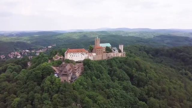 Porsche Travel Experience in Stuttgart & Leipzig смотреть онлайн