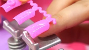 Что приготовят Куклы ЛОЛ? Какой маникюрвыбрать? Видео про игры в куклы для девочек – Салон красоты