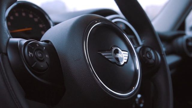 Mini Cooper смотреть онлайн