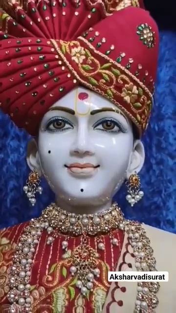 Aksharvadisurat || Mahant swami Maharaj Darshan #sms #psm #msm #shorts #viral #akshardham #live смотреть онлайн