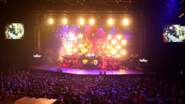 John B Live @ Pirate Station Revolution: Moscow 19.10.13 смотреть онлайн