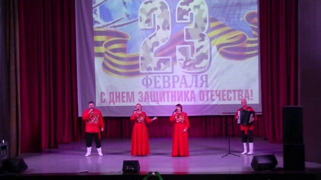 Народный ансамбль Аюшка" - "Наше время гармони в руки брать..." смотреть онлайн