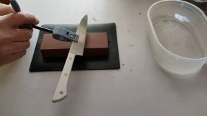 Простой способ заточить кухонный нож до идеального реза