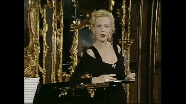 Sunnyi Melles sings "Salzburger Nockerl" with Placido Domingo piano 1990 смотреть онлайн
