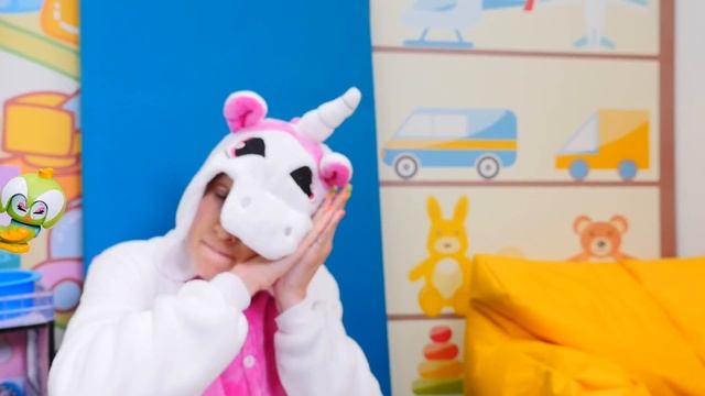 Маша Капуки воспитывает Пинипон - Игры в доме кукол ЛОЛ - Видео для детей с игрушками смотреть онлайн