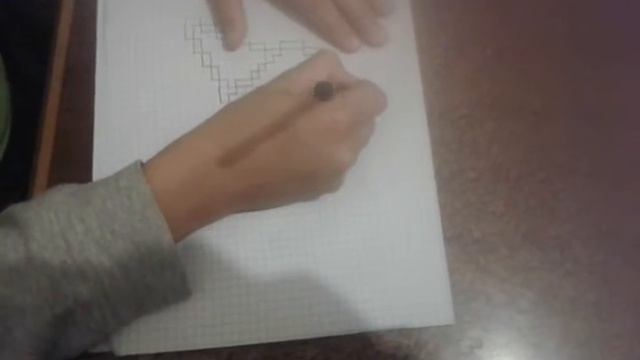 Как нарисовать мороженное по клеткам