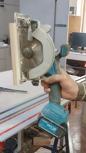 Полка в церковную лавку