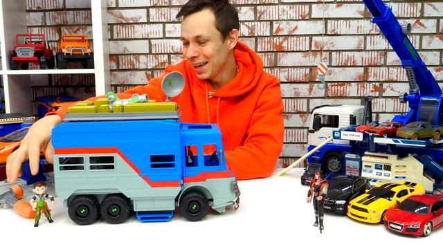 БЕН 10 и Хекс выкапывают Кевина из-под снега! – Супергерои в видео для мальчиков про машинки смотреть онлайн