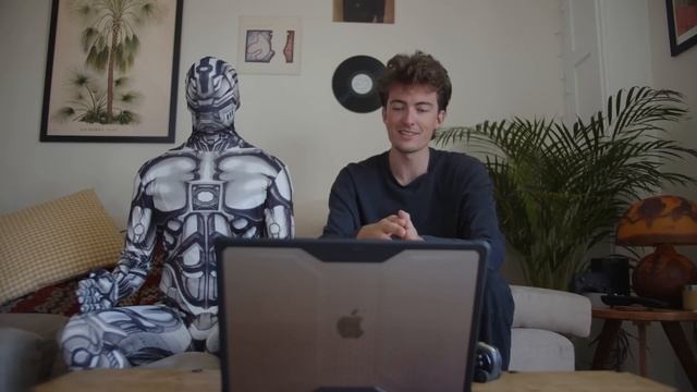 I Fought Super AI in an Editing Battle смотреть онлайн